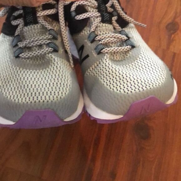 New Balance fresh foam road trail running sneakers violet black 7 - Picture 6 of 9